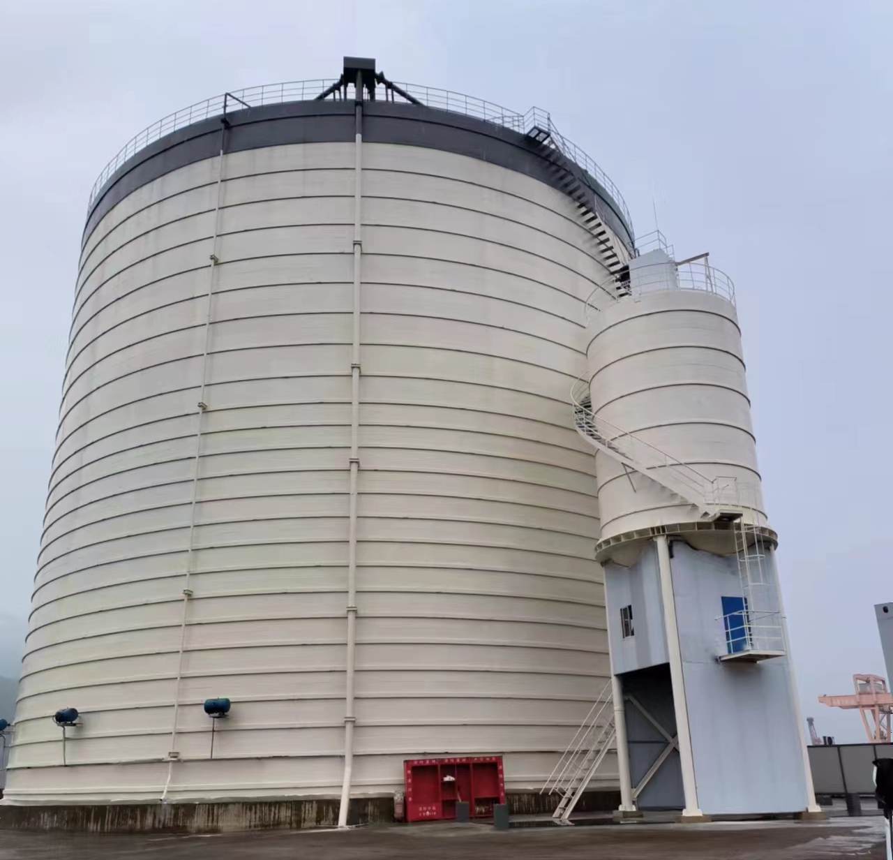 南陵10万吨水泥钢板库